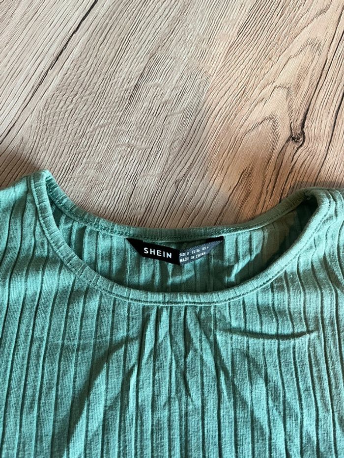 croptop vert pastel taille s shein - photo numéro 2