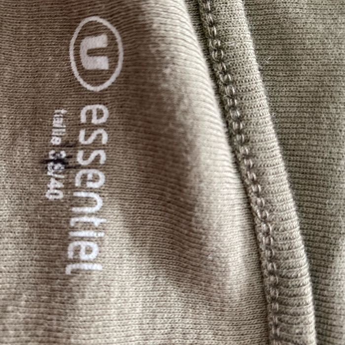 TEE shirt - photo numéro 2