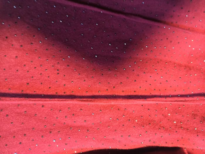 Pull à Capuche Bordeaux avec Strass Femme Taille L - photo numéro 3