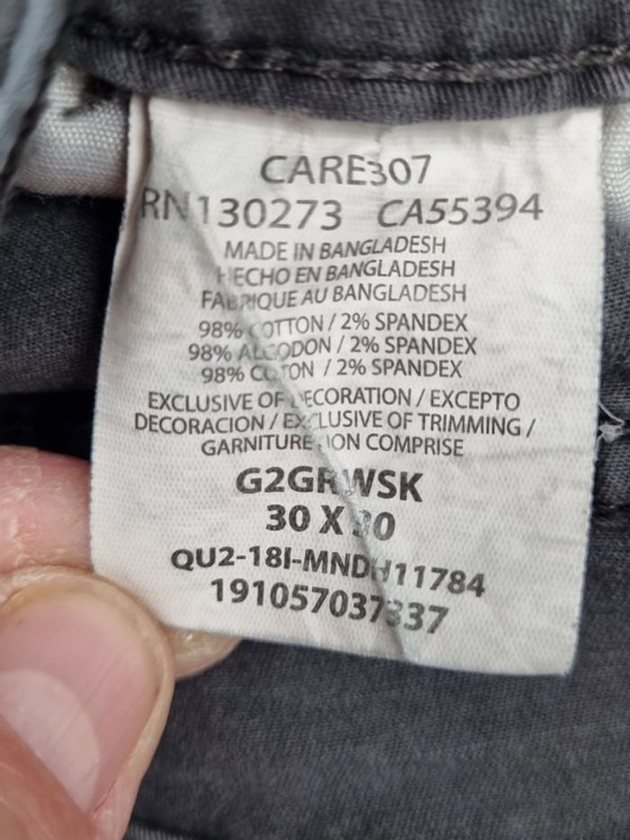 Jeans Wrangler Slim Straight gris – Taille 30x30 Hommes (mesures en photos) - photo numéro 8