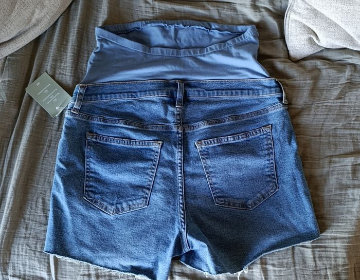 Short de grossesse en jean H&M - photo numéro 2