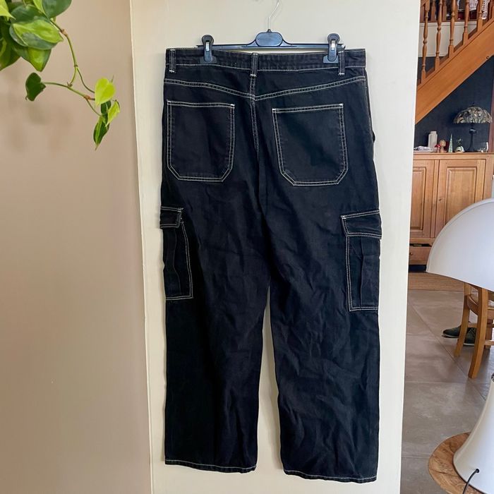 Pantalon cargo noir Bershka taille 44 coupe droite large poches latérales V061 - photo numéro 3