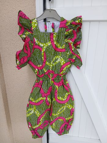 combi pantalon filles taille 8 ans 