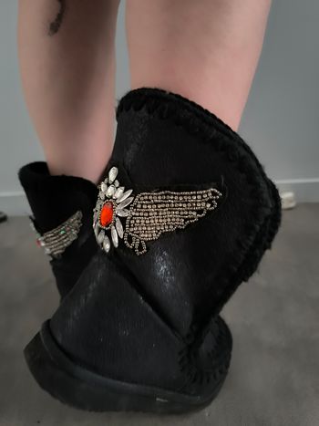 Superbe bottines fourrées noires comme neuve