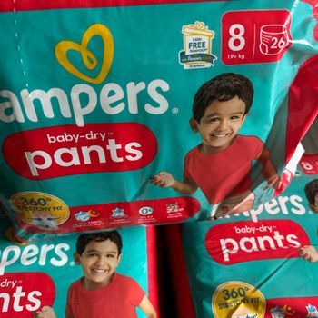 Pampers t8 pants
