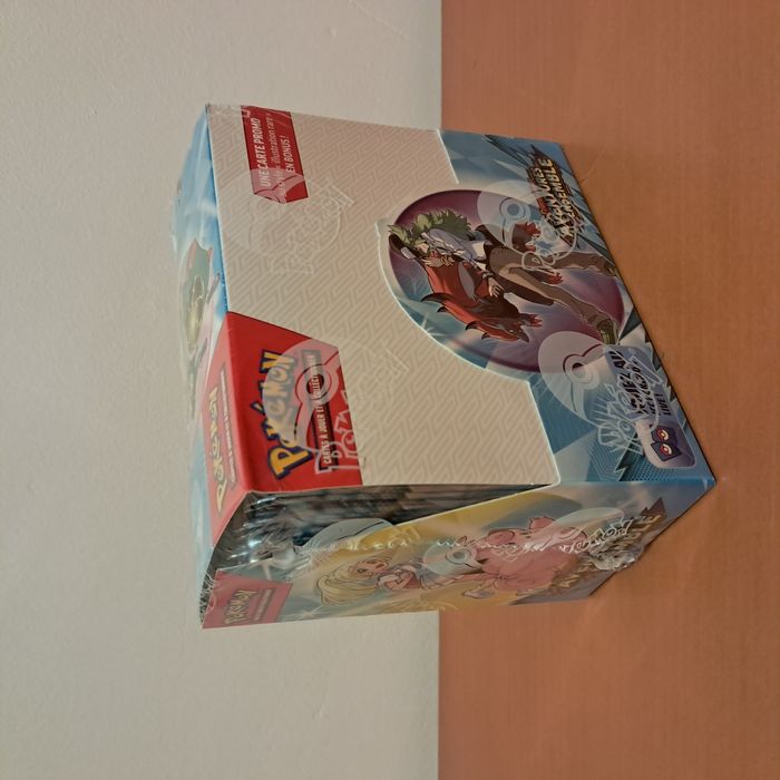 Lot pokémon EV09 Aventures ensemble avec display carte promo stamp (petits défauts sur display) - photo numéro 6
