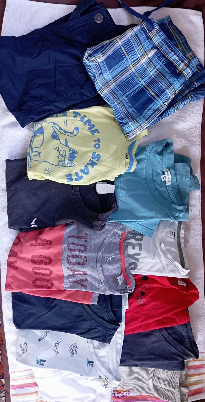 Lot vêtements garçon taille 8 ans été