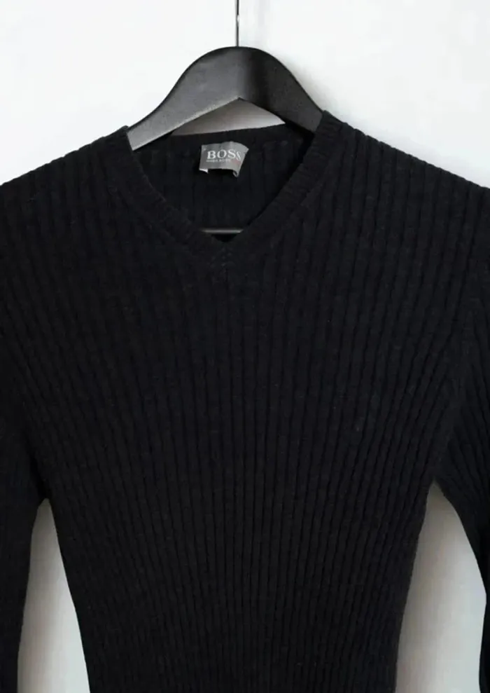Pull gris foncée velours côtelé ultra stretch Hugo Boss Taille M/L - photo numéro 3