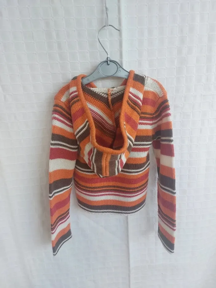 Pull léger à capuche 3 ans - photo numéro 4