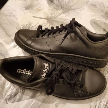 baskets ADIDAS taille 44