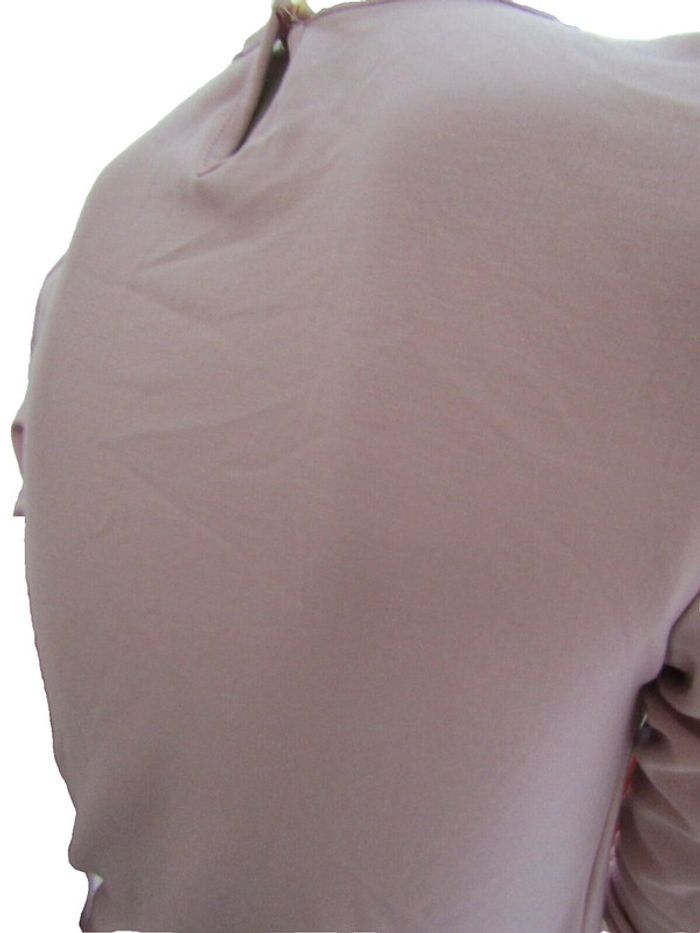 top tunique extensible devant en dentelle taille indiquée 1 =36/38 - photo numéro 4