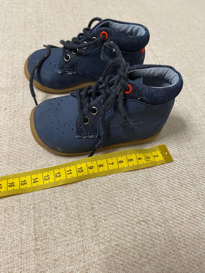 3 paires chaussures / baskets / babouche - photo numéro 7