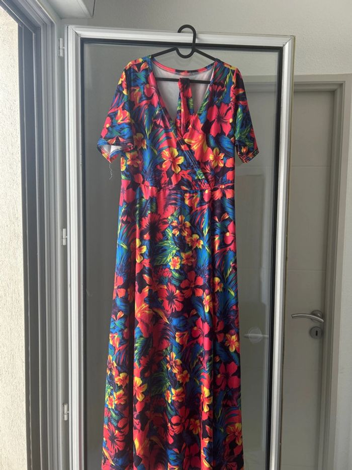 Robe longue multicolore taille 46