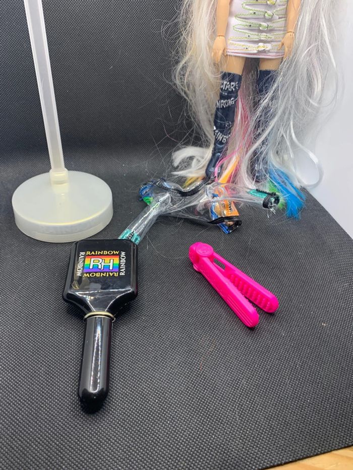 Poupée Rainbow high studio hair - photo numéro 2