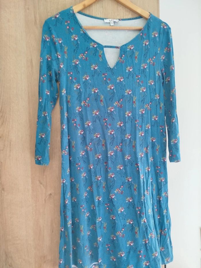 Robe mi longue - photo numéro 2