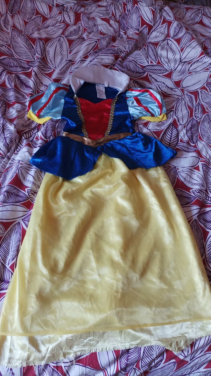 Joli déguisement Blanche Neige taille medium - photo numéro 1