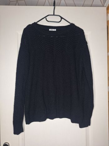Pull taille M (38) Gémo