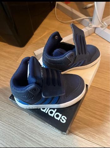 Basket adidas enfant