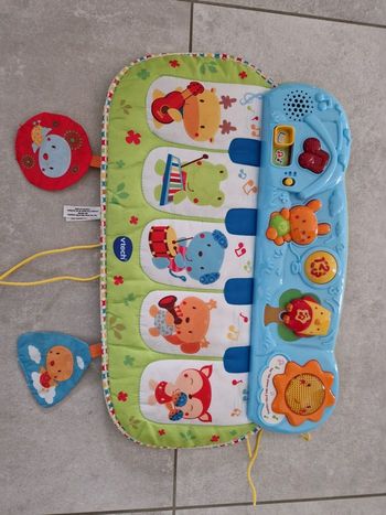 Piano eveil tap pied