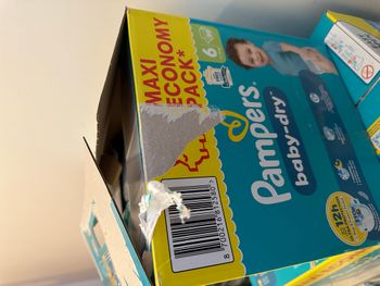 Couches PAMPERS Baby Dry - taille 6
