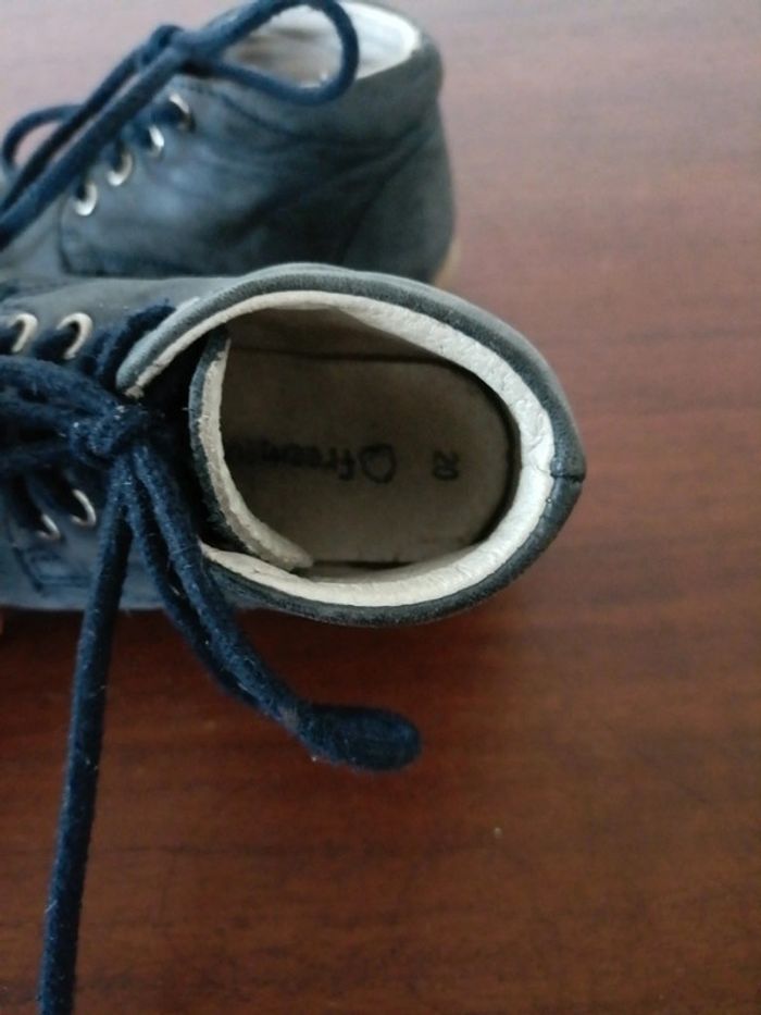 Chaussure taille 20 - photo numéro 3