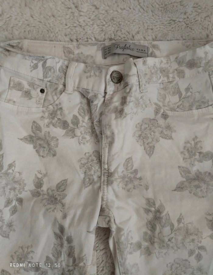 Jolie pantalon Trafaluc taille XS/34 - photo numéro 2