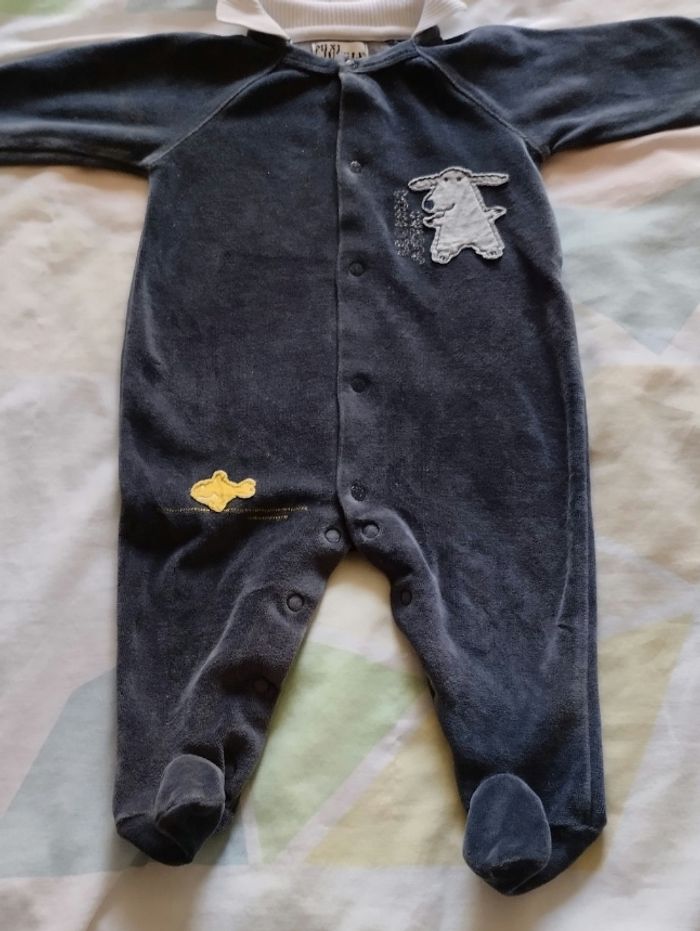 Pyjama velours taille 6 mois