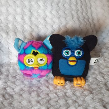 Lot 2 furby McDonald's
