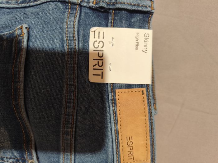 Jeans neuf esprit - photo numéro 4