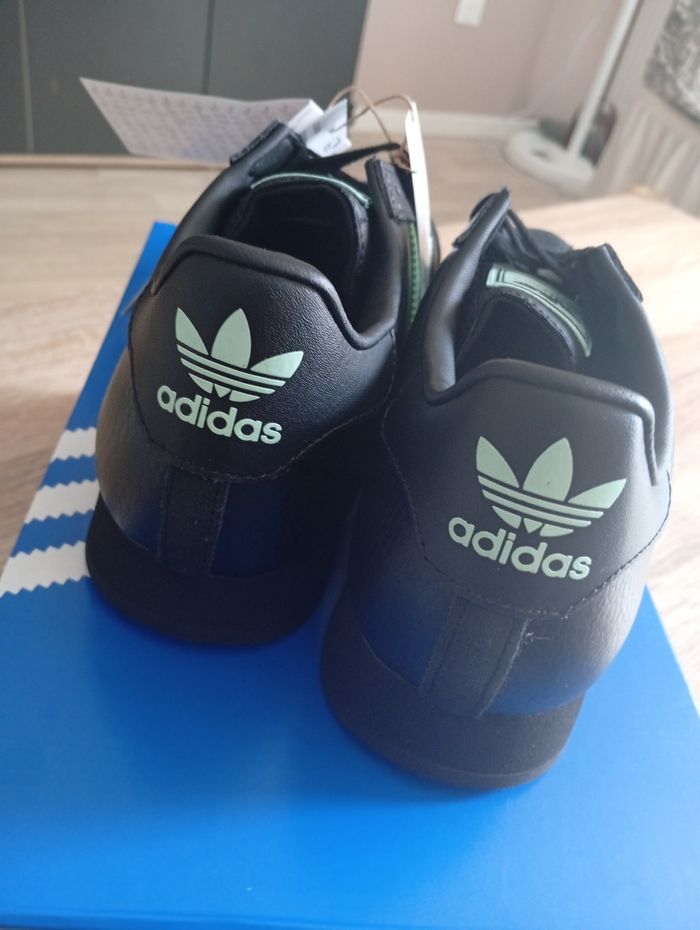 Baskets Adidas Samoa neuves - photo numéro 3
