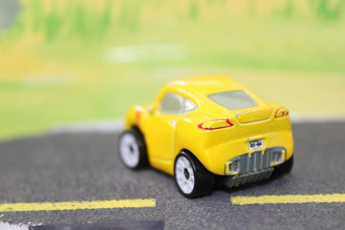 Disney Pixar mini racer Cruz Ramirez - photo numéro 3