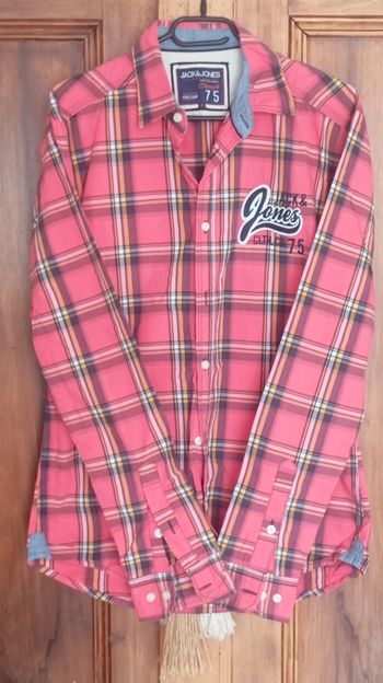 Chemise à carreaux rouge