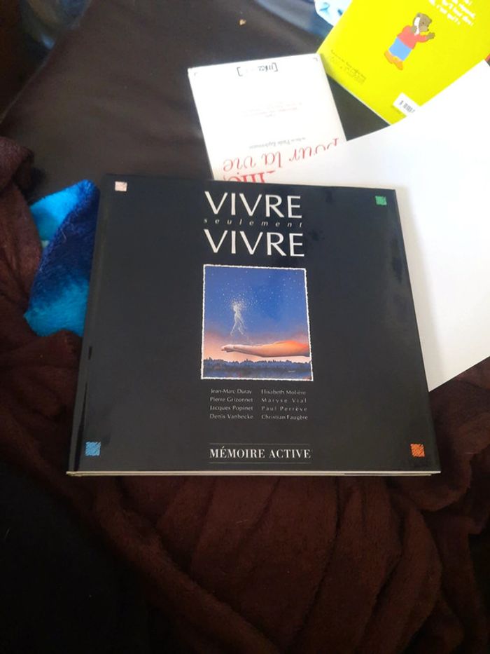 Grand livre vivre et seulement vivre p b - photo numéro 2