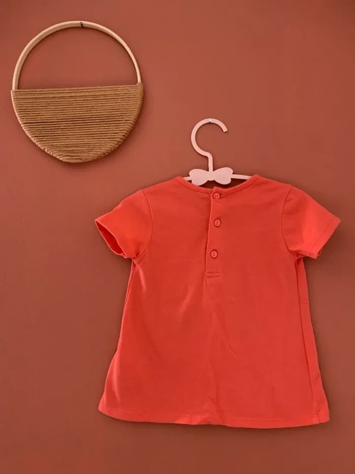T-shirt fille - 12 mois - très bon état - photo numéro 2