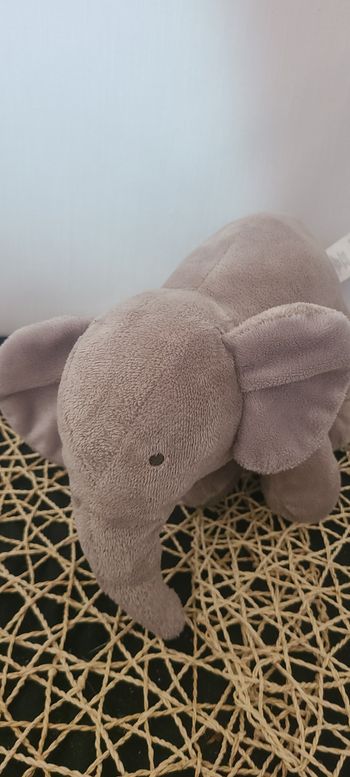 Peluche éléphant JACADI Un voyage en Afrique gris