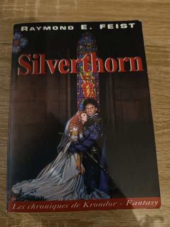 Livre : silverthorn