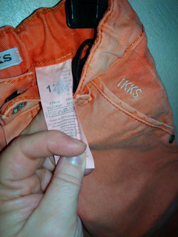 Superbe jeans orange bicolore ikks taille 12 mois - photo numéro 9