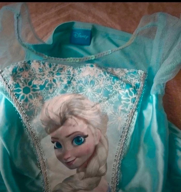 Robe reine des neiges 5/6 ans - photo numéro 3