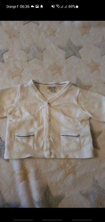 Gilet blanc à boutons