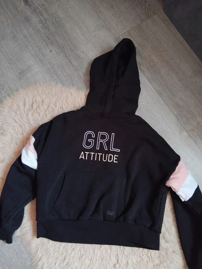 Pull capuche