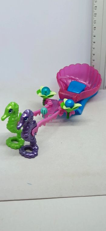 Char avec hippocampes playmobil