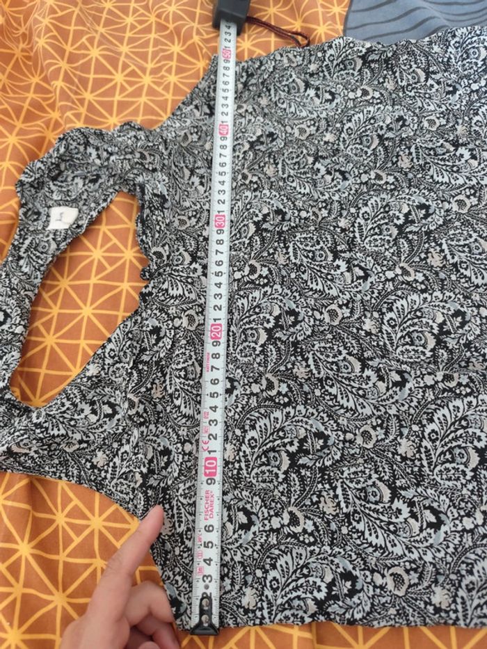 Robe légère à motifs noire et blanche taille M Gap - photo numéro 8