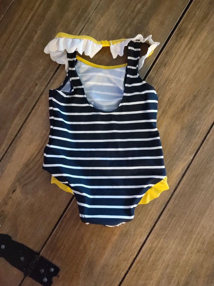 Maillot de bain une pièce bébé : neuf - photo numéro 2