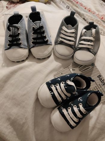 Lot chaussures bébé