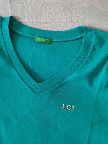 Très beau T-shirt Benetton en 100% coton