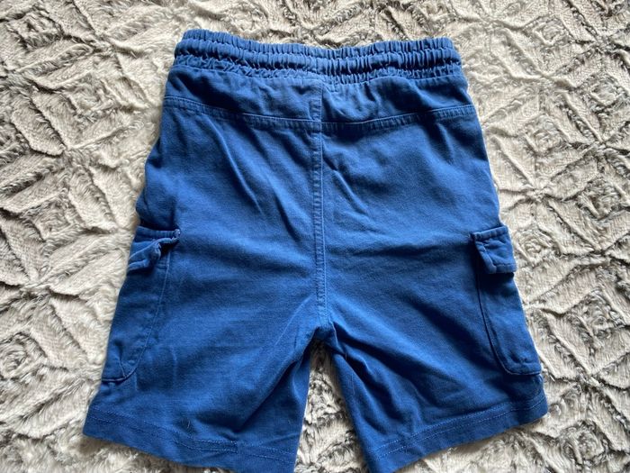 Bermuda baroudeur 5 ans - photo numéro 3