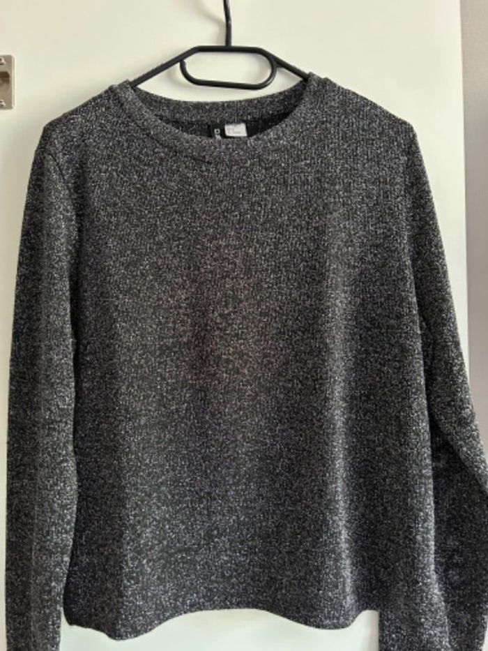 Pull à paillettes
