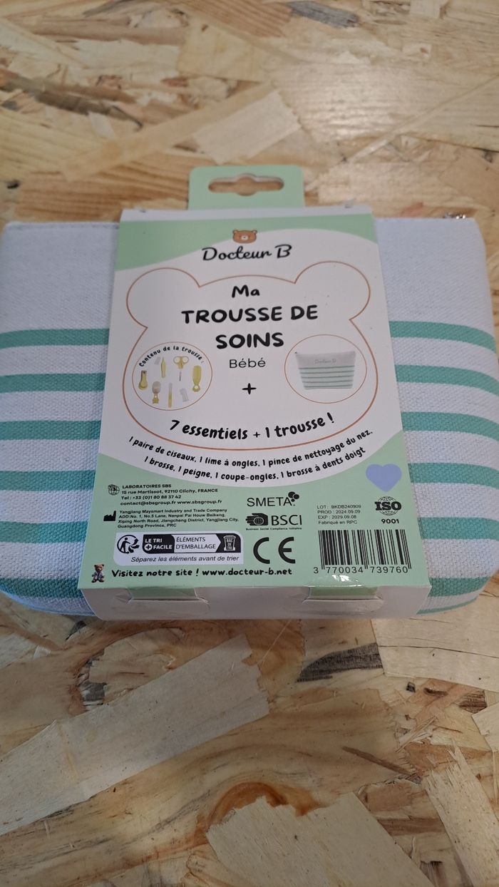 Trousse de soins - photo numéro 3