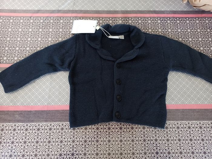 Cardigan Gilet 12 mois neuf