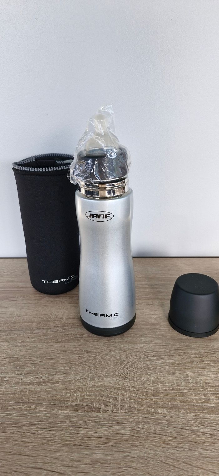 Biberon isotherme Jane 300mL neuf avec sa housse - photo numéro 6